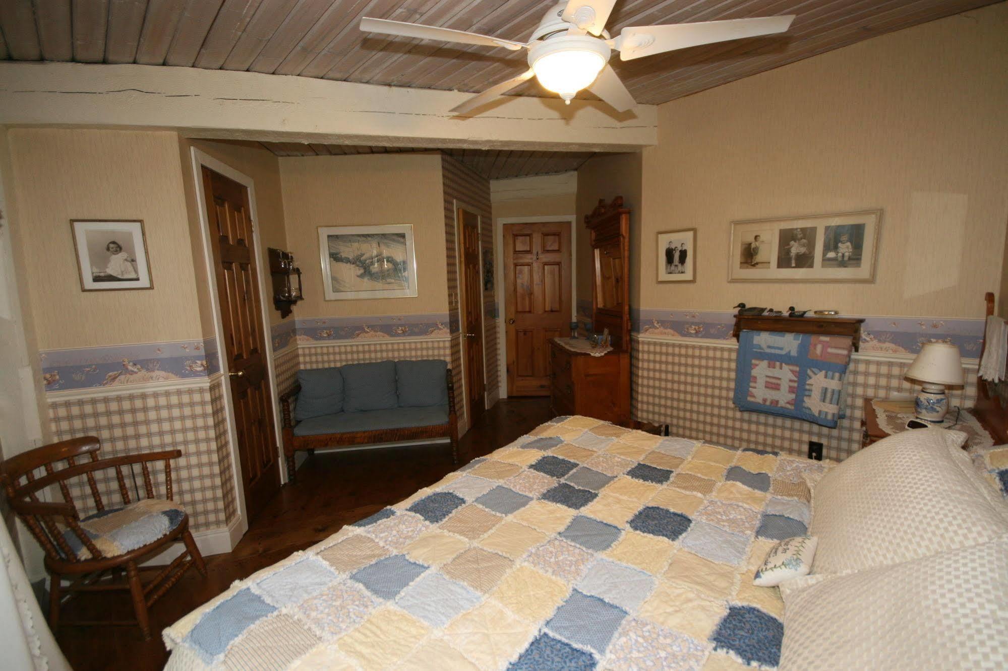 Algonquin Highlands Stouffermill Bed & Breakfast المظهر الخارجي الصورة